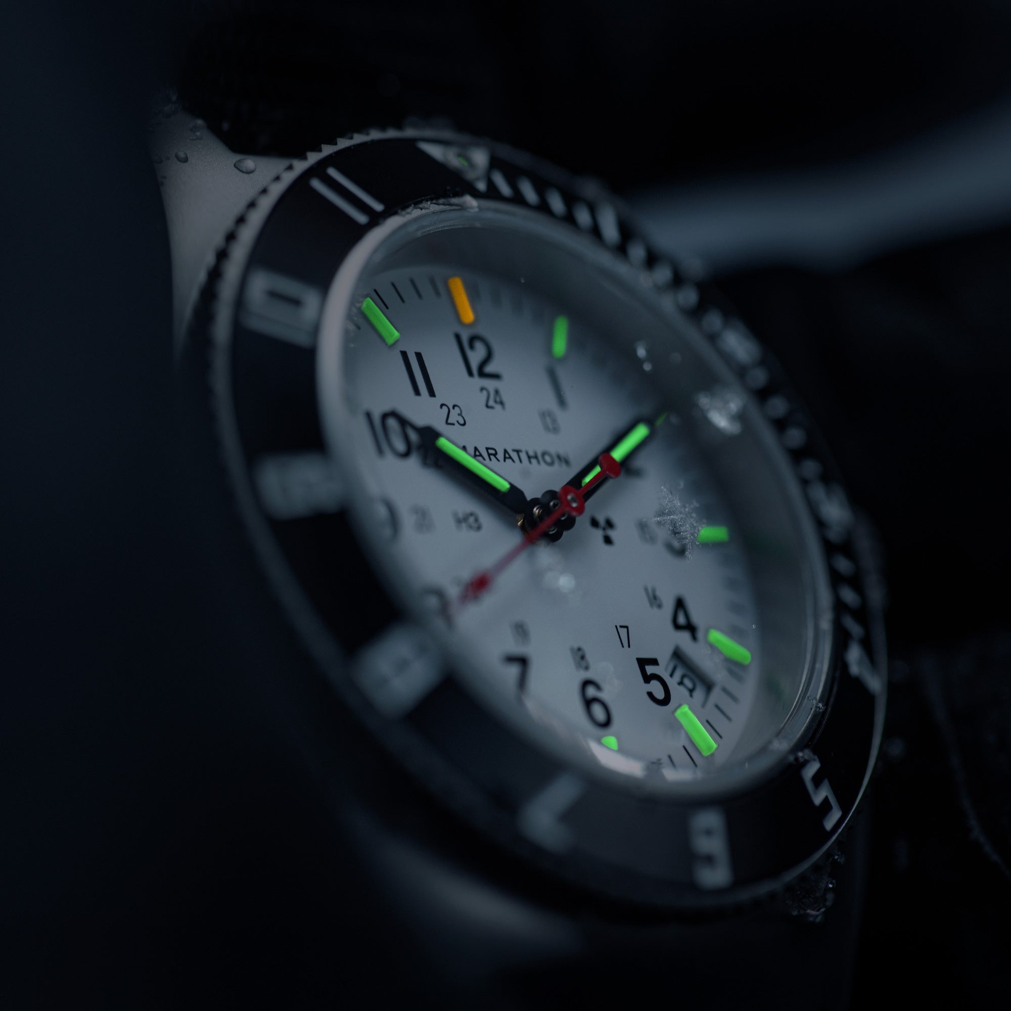 41mm Arctic Steel Navigator w/Date (SSNAV-D) on Black 3-Piece