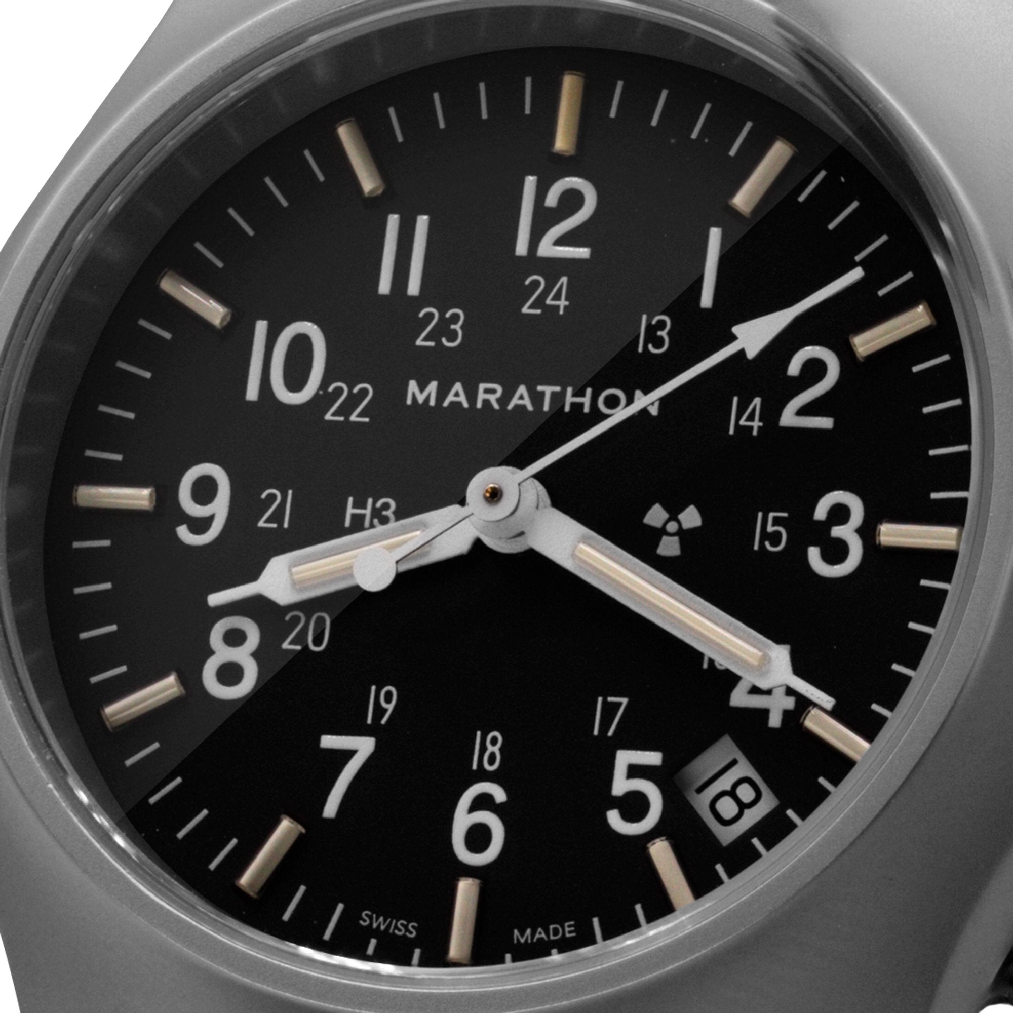 Réédition à quartz à usage général en acier inoxydable avec date (GPQ) sans marquage gouvernemental - 39 mm (boîtier-couronne) - marathonwatch